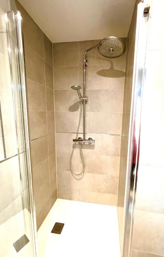 Gibraltar Central Suites ภายนอก รูปภาพ